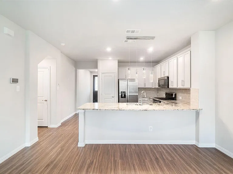 1820 Cinnamon Trl — Photo 11
