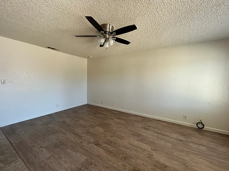 744 Alpine Ave — Photo 3