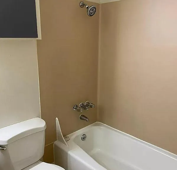 703 Woodford Ave N #2A — Photo 11