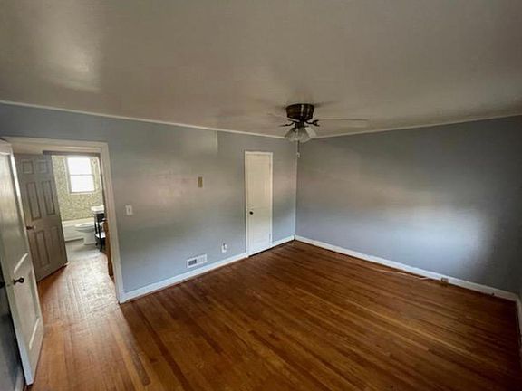 3rd image of 712 Yale Ave