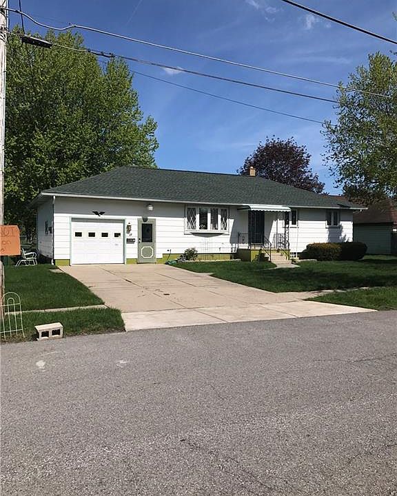132 Crandon Blvd, Cheektowaga, NY 14225 Zillow