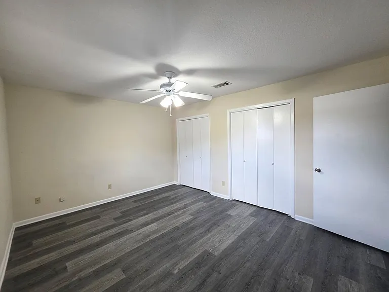 7819 Hearthstone Cir — Photo 29