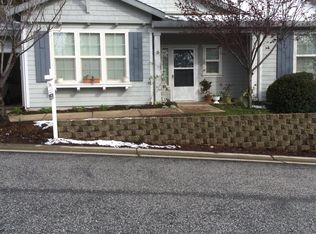 610 Eskaton Cir, Grass Valley, CA 95945