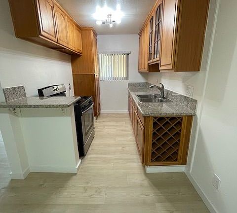 4th image of 4119 Levelside Ave #6a04cdf9f