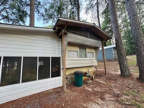 3rd image of 313 Ouachita Road 312