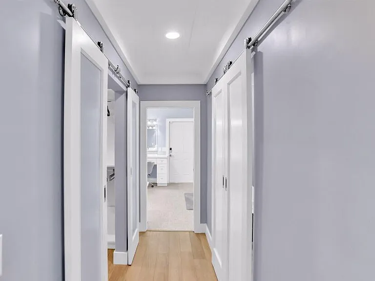 42 SW 12th St — Photo 24