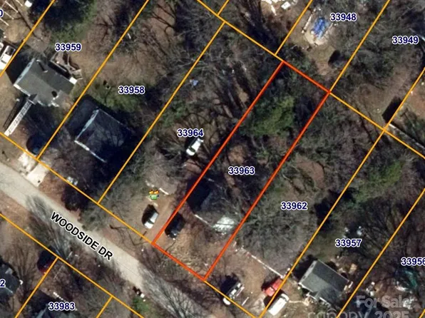 1317 Woodside Dr, Greensboro, NC 27405