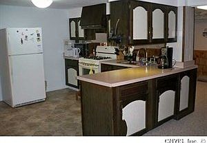 3rd image of 956 Morgan Rd