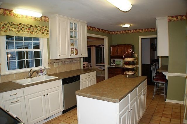 2nd image of 1709 Windingridge Dr