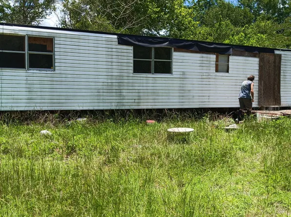 147 2ND Way, Interlachen, FL 32148