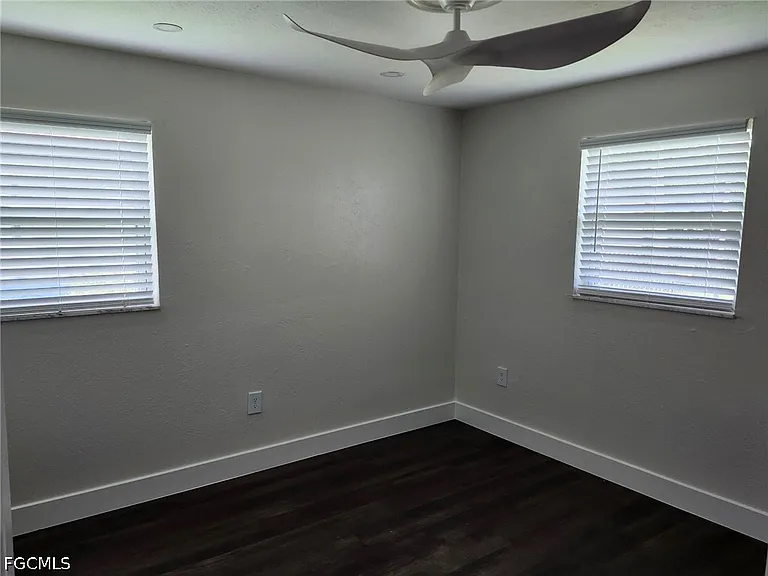6313 Saint Andrews Cir S — Photo 10