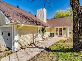 716 Center Cir #C, Salado, TX 76571