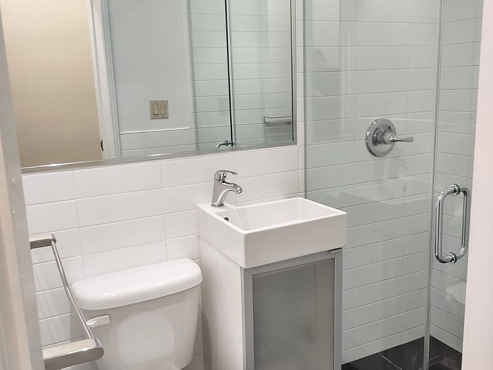 1st image of 25 W 84th St APT 1D