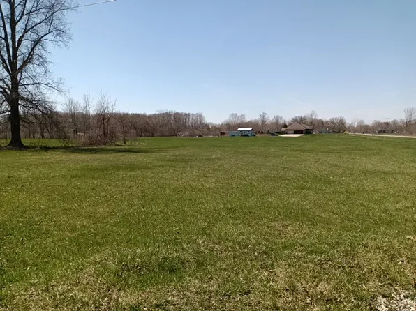 5223 Colf Rd, Carleton, MI 48117