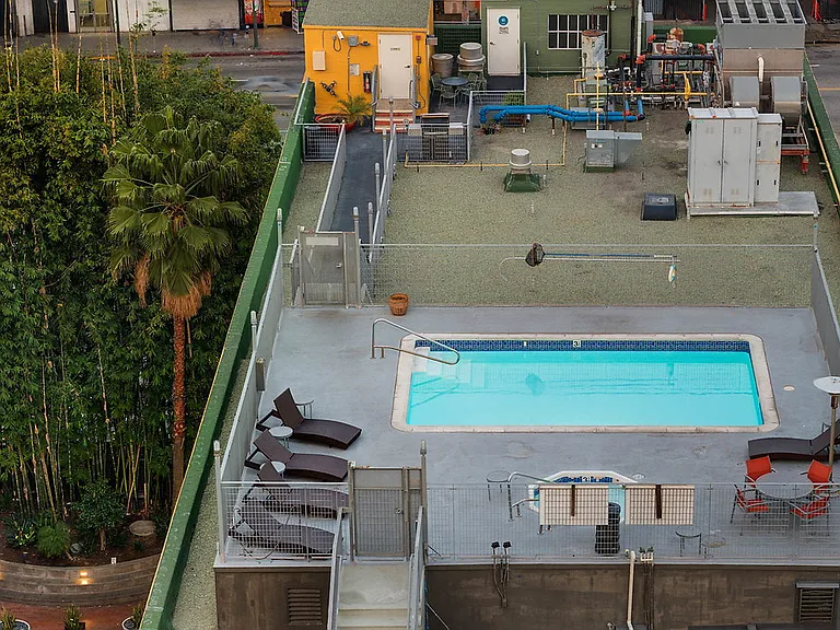 Santee Court — Photo 26