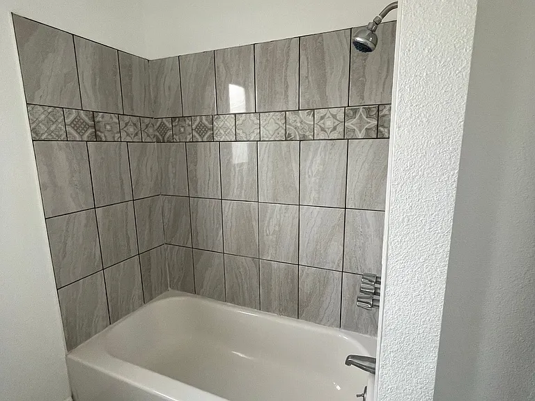 3711 Pueblo Ave #3 — Photo 30
