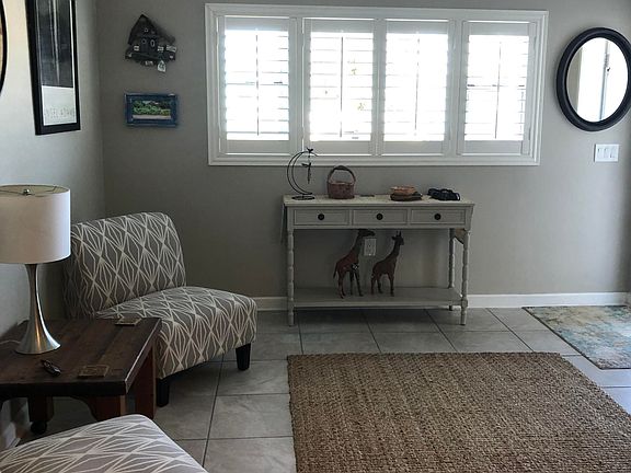 5th image of 325 Angelo Ln