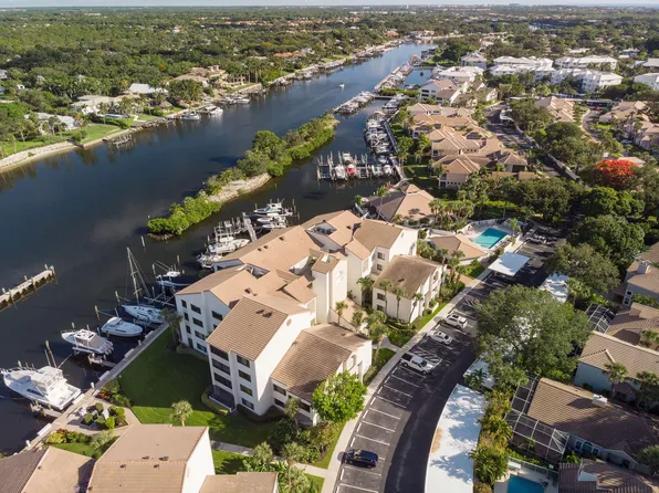 824 Oak Harbour Drive #824, Juno Beach, FL 33408