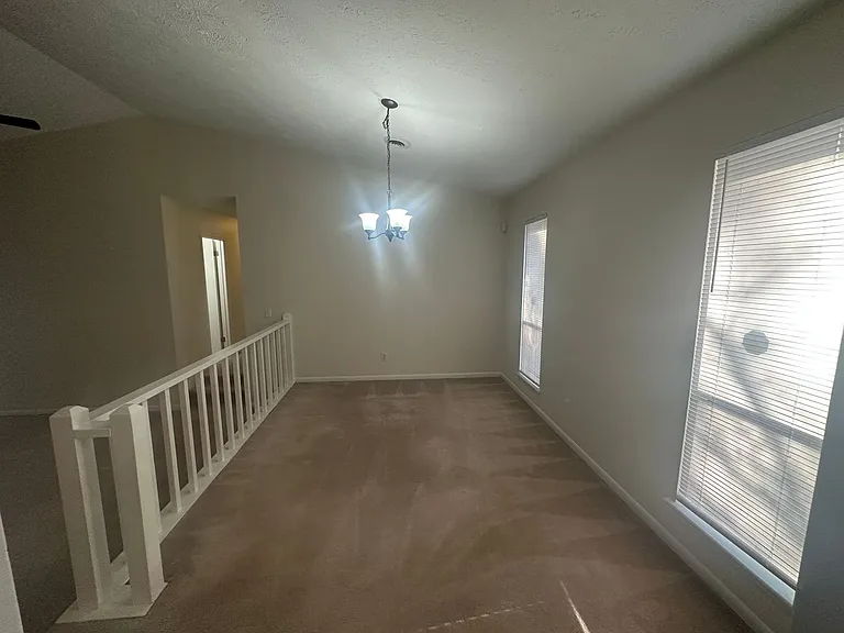 6903 Flying Cloud Ln — Photo 10