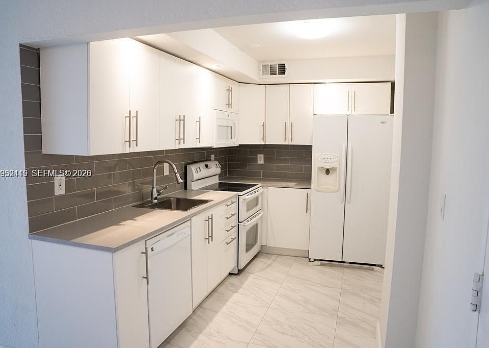 1st image of 16465 NE 22nd Ave APT 619