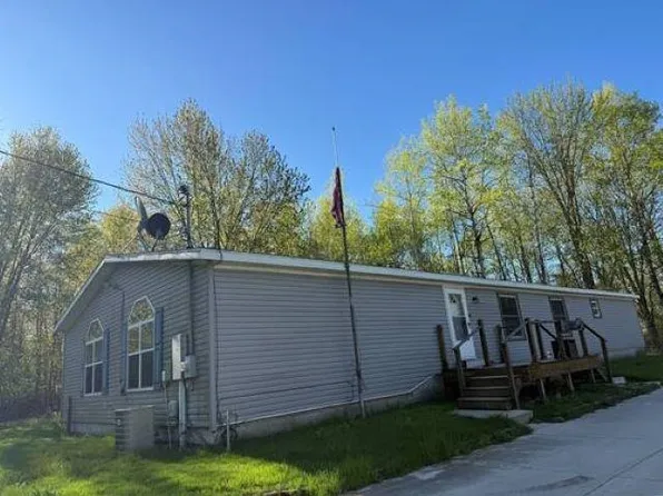 4905 N Stark Rd, Hope, MI 48628