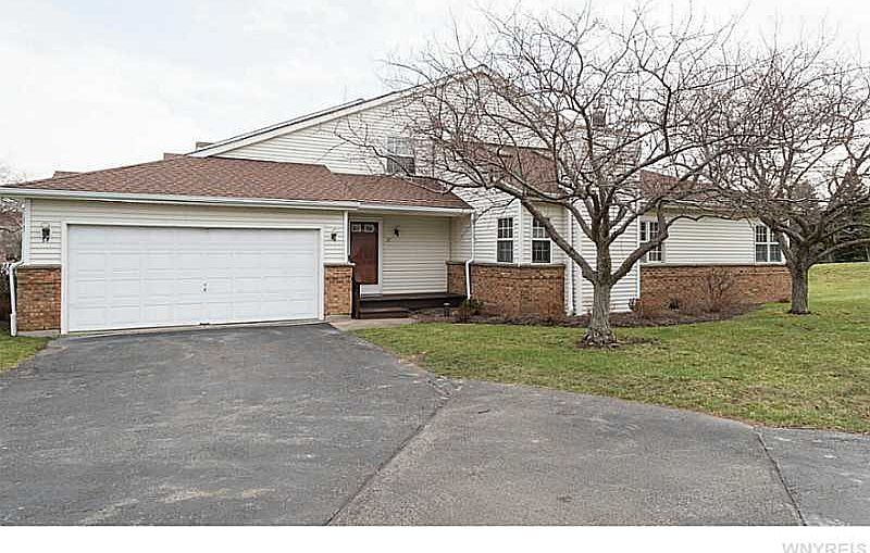 1st image of 17 Southwick Dr