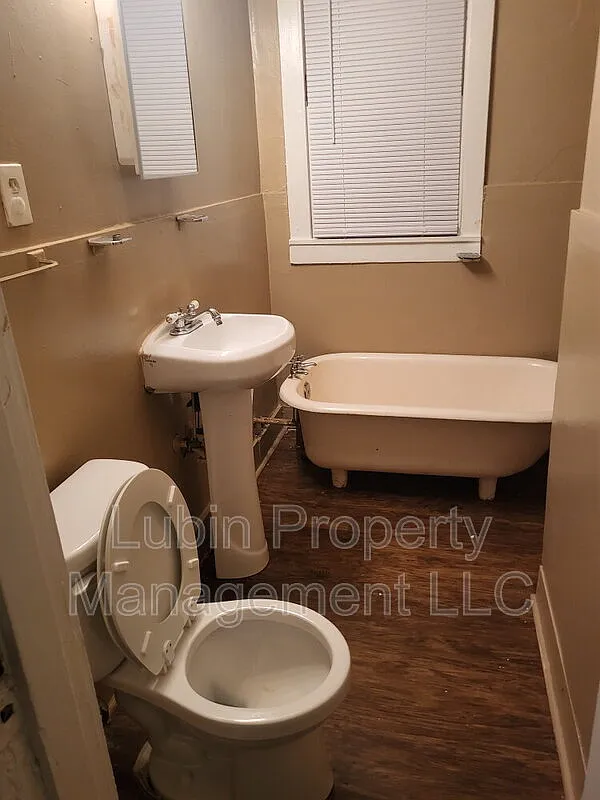 Orange Mound — Photo 4