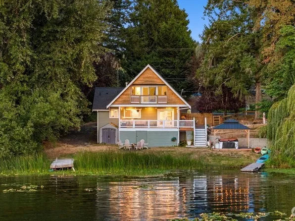 5680 Long Lake Road SE, Port Orchard, WA 98367