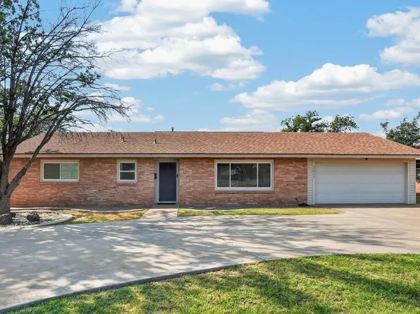 2611 W Golf Course Rd, Midland, TX 79701