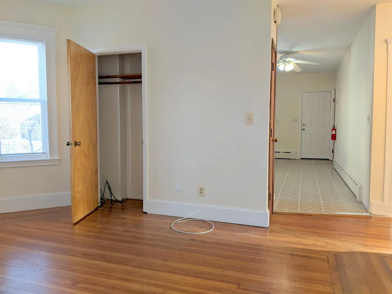 2 bed, 1200 sqft, $3,200 — Photo 2
