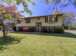 138 Carey Ln, Gettysburg, PA 17325