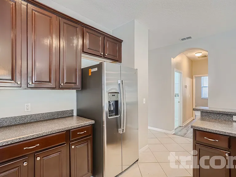 5555 Burlwood Dr — Photo 6