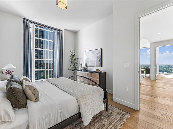 3rd image of 44 East Ave #1407