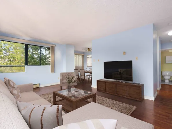 1026 Queens Ave #702, New Westminster, BC V3M 6B2