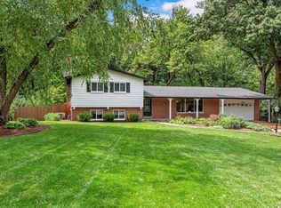 11130 Oak Lake Ct, Saint Louis, MO