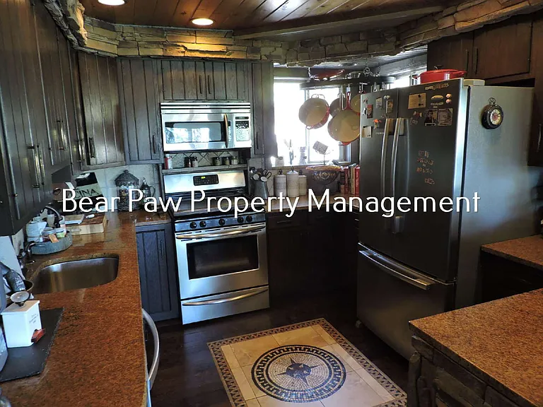 267 N Circle Dr — Photo 4