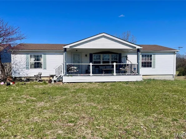 26791 Andrews Ln, Warrenton, MO 63383