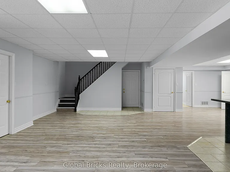 14 Fisher Dr — Photo 36