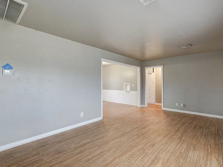 2849 Cambridge Ct — Photo 22