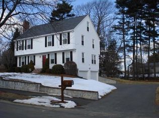 12 Wentworth Rd, Peabody, MA 01960