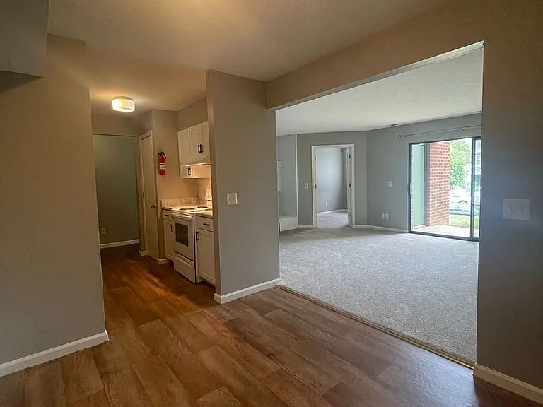 1034-3 Blue Ridge Dr — Photo 6