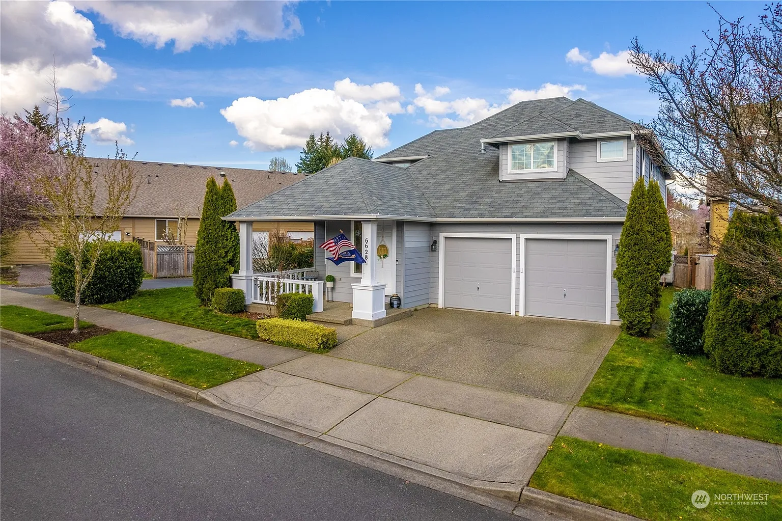 6628 Compass Street SE photo 1
