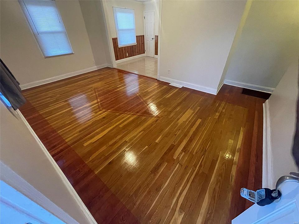 1st image of 10421 Niblic Dr