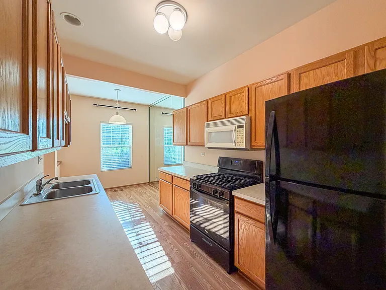 2239 Reflections Dr — Photo 6