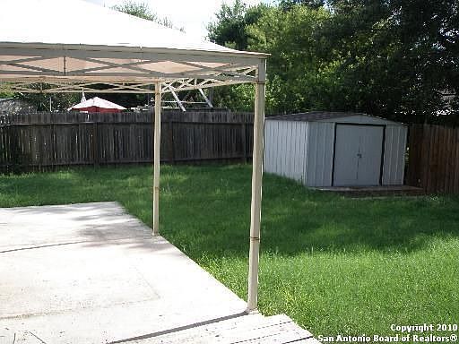 3rd image of 11606 Crooked Oaks Dr