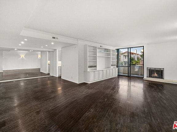 5th image of 211 S Spalding Dr #102-N
