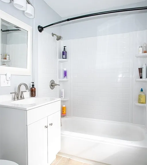 73 Green Hill Pkwy #1R — Photo 10