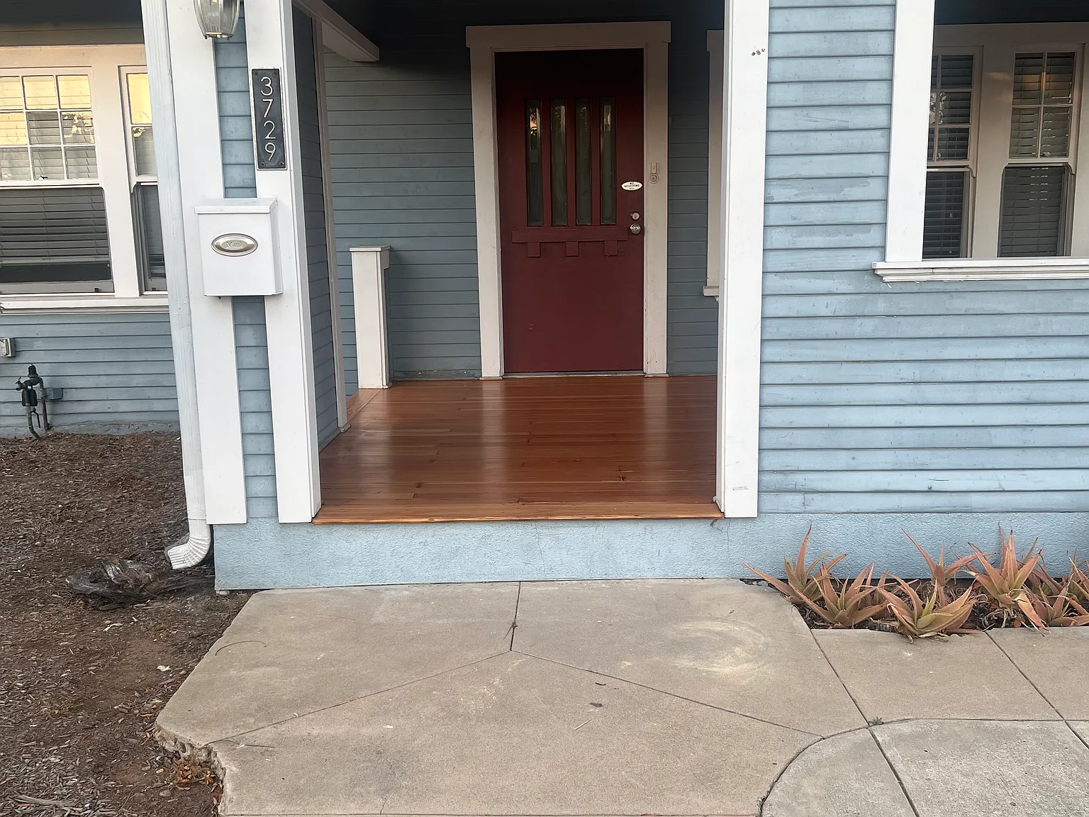 2 bed, 1000 sqft, $3,900 — Photo 2