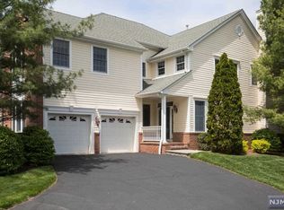 511 Fieldstone Ter #511, Wyckoff, NJ 07481