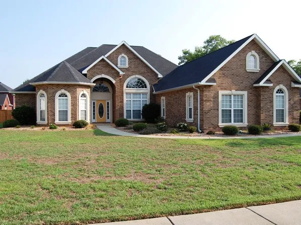 103 Farmington Ct, Centerville, GA 31028